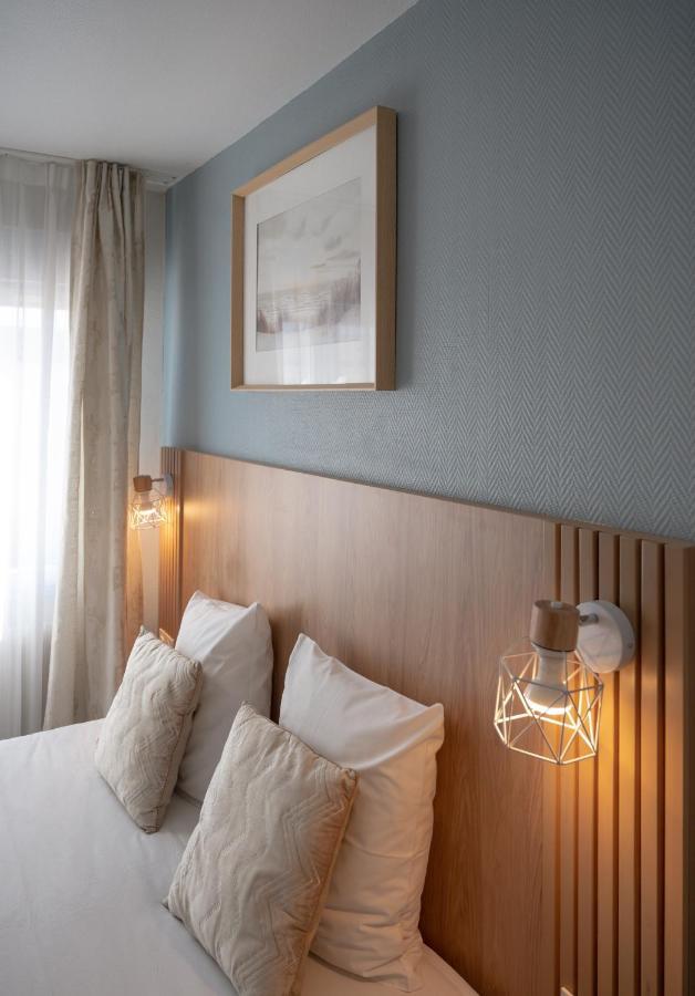 Hôtel Le Rivage vue sur mer - LOGIS - Châtelaillon-plage Buitenkant foto
