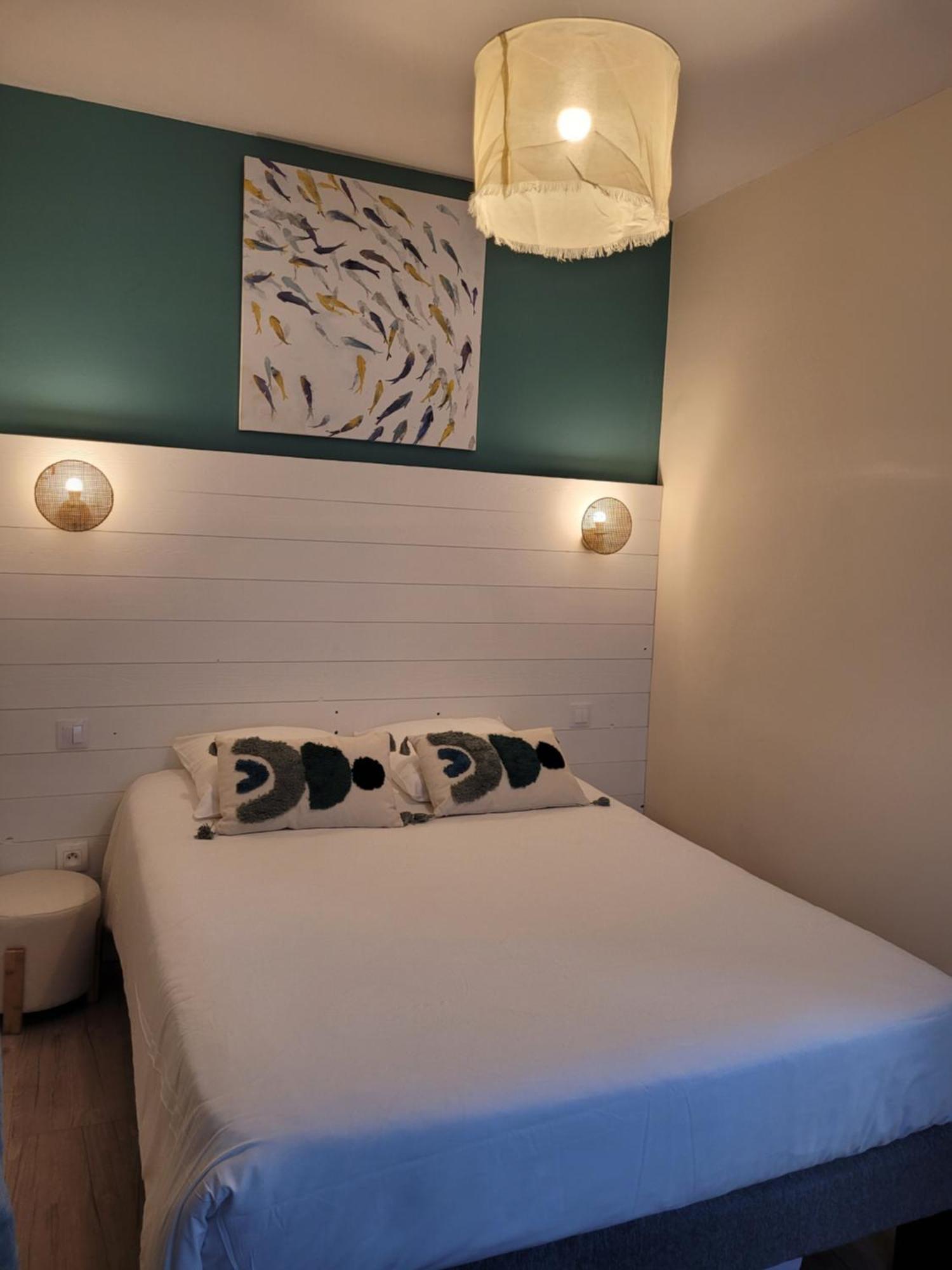 Hôtel Le Rivage vue sur mer - LOGIS - Châtelaillon-plage Buitenkant foto