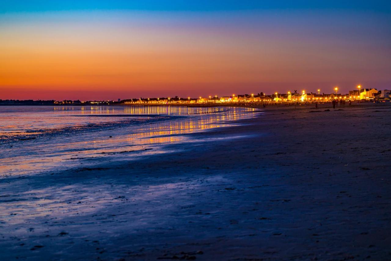 Hôtel Le Rivage vue sur mer - LOGIS - Châtelaillon-plage Buitenkant foto